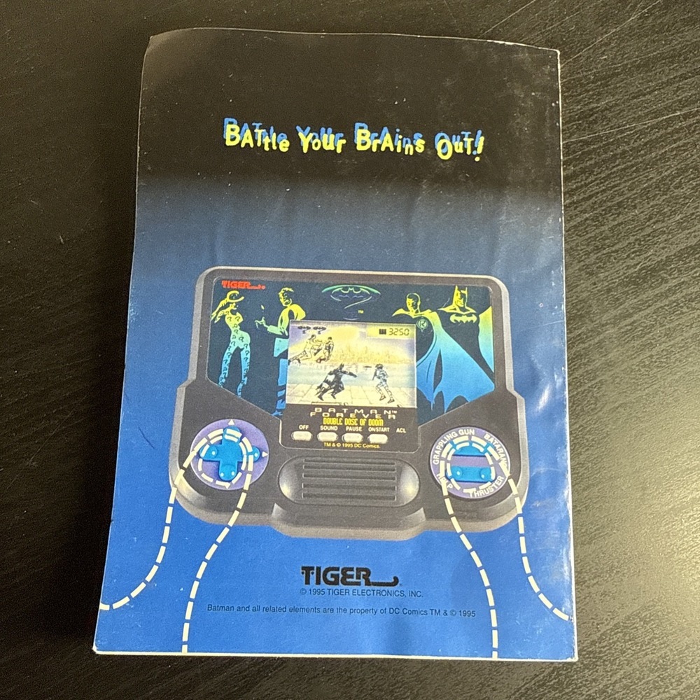 DISNEY ADVENTURES NOVEMBER 1995 VOL 6 #1 GARGOYLES & GOOSEBUMPS RL STINE - Picture 2 of 4